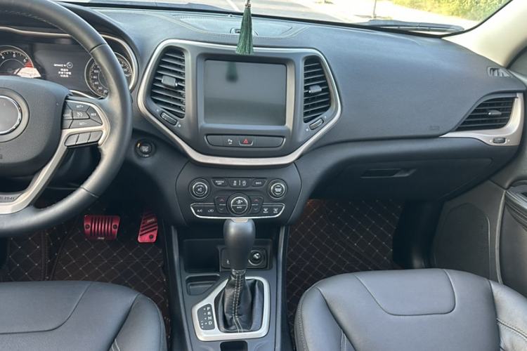 Used Jeep Cherokee 2017 2.4L Leading Smart Edition