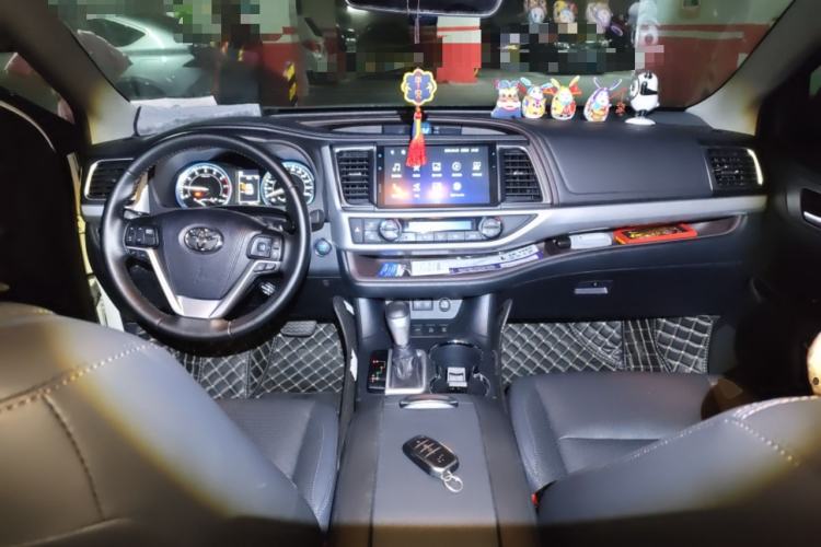 Used Toyota Highlander 2018 2.0T Four-Wheel Drive Prestige Version 7 Seats China VI Standard