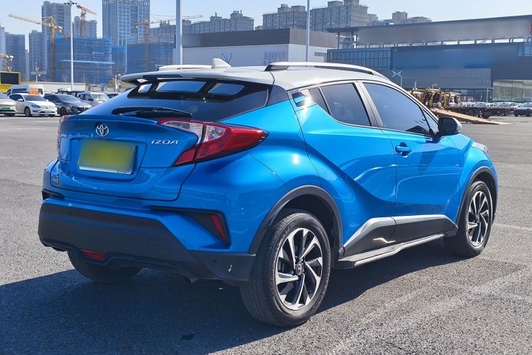 Used Toyota IZOA 2018 2.0L Yichi Edition China V Standard