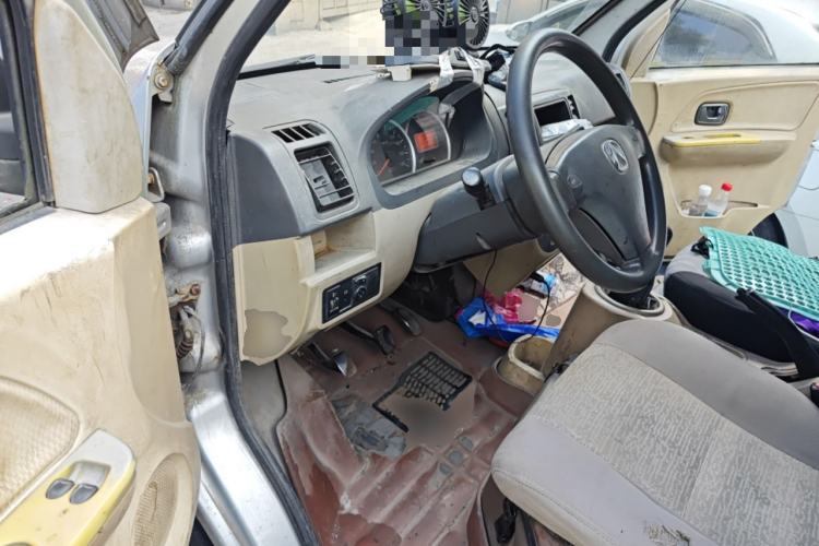 Used BAIC Weiwang 306 2011 1.3L base model 7 seats Driver Seat