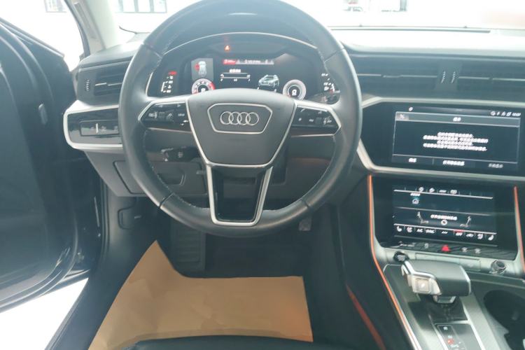 Used Audi A6 2024 allroad quattro 55 TFSI Prestige Off-Road Model