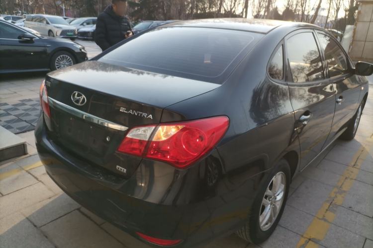 Used Hyundai Celesta 2015 1.6L Manual Comfort Model