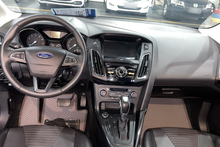 Used Ford Focus 2017 Sedan 1.6L Automatic Fashion Edition Smart Drive Version