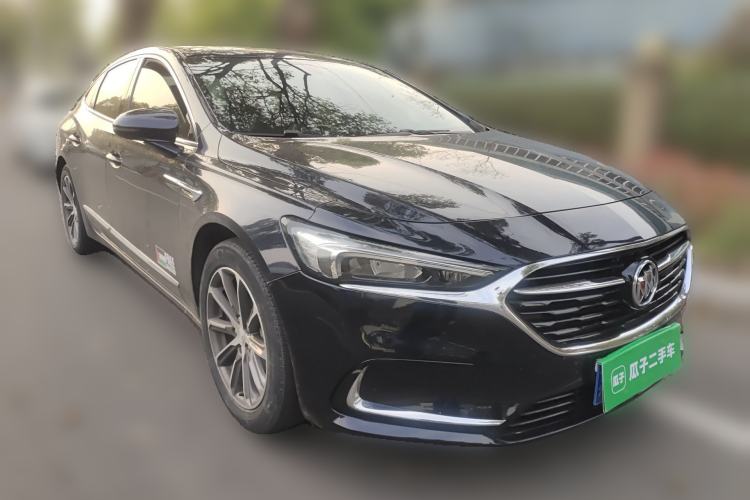 Used Buick LaCrosse 2020 652T Luxury Version Front Right 45 Deg