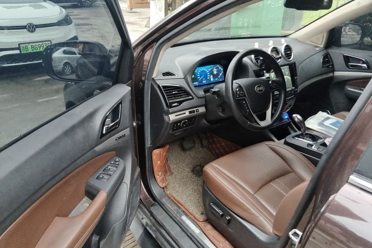 Used BYD S7 2015 2.0T Upgraded Automatic Flagship Version