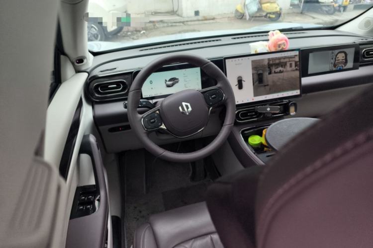 Used Leapmotor C11 2024 Range-Extended 300 Luxury Edition