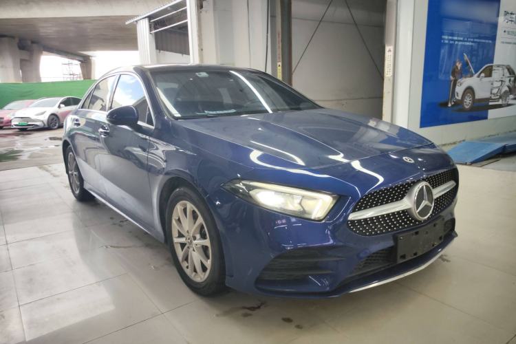 Used Mercedes-Benz A-Class 2021 A 200 L Sport Sedan Fashion Model
