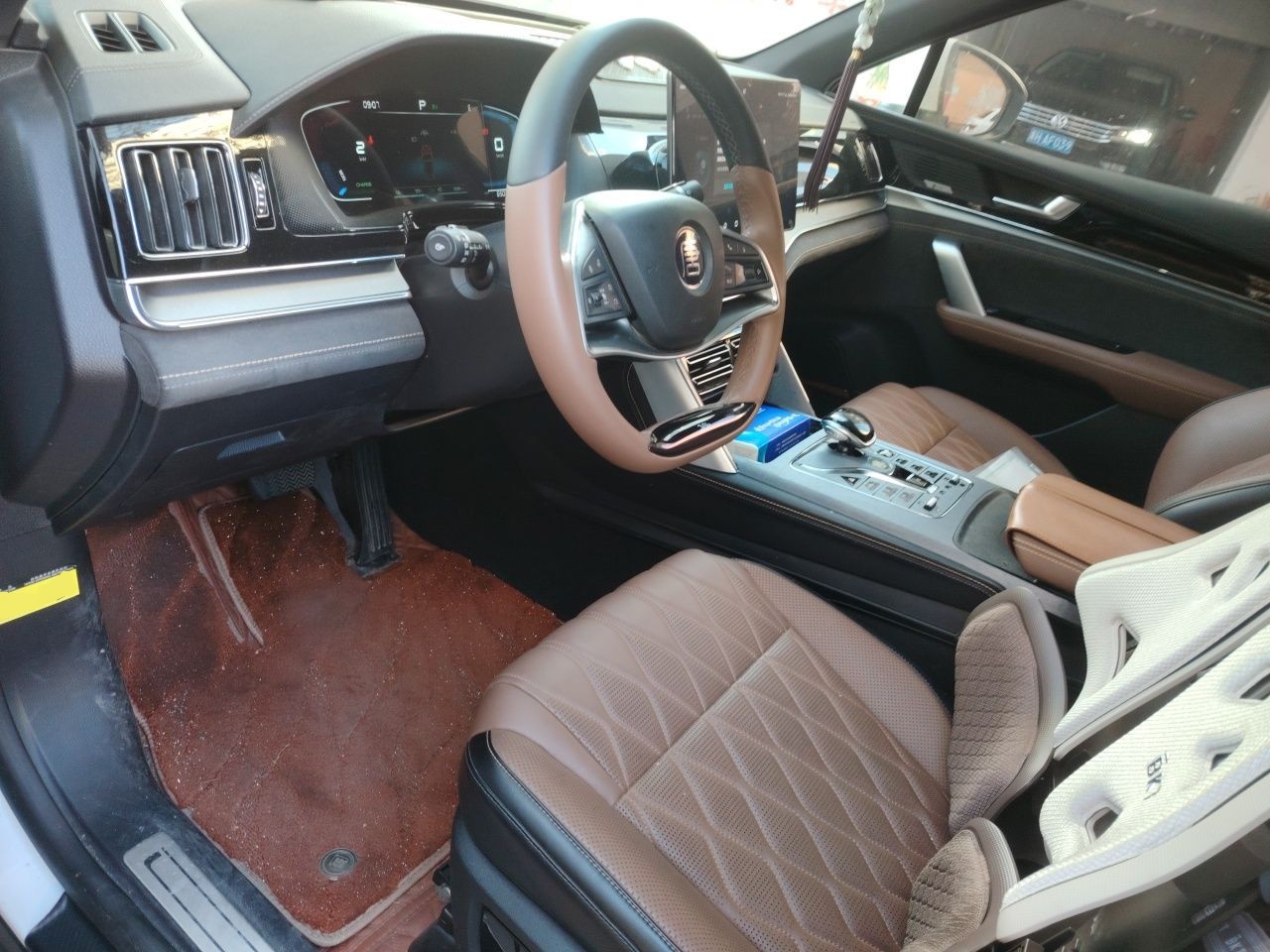 BYD Tang New Energy 2023 DM-i Champion Edition 112KM Prestige Model - Premium — снимка 16