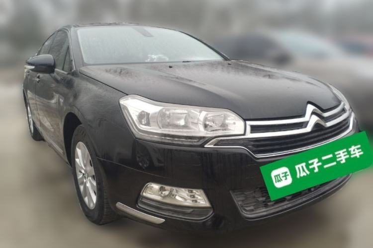 Used Citroen C5 2014 1.6T Automatic Luxury Model Front Right 45 Deg