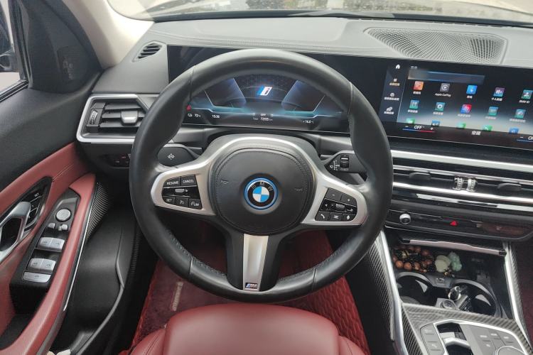 Used BMW i3 2022 eDrive 35 L Steering Wheel