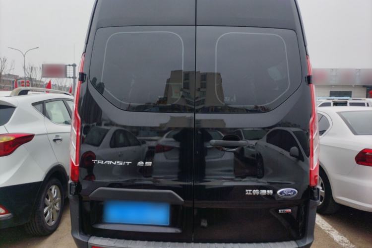 Used Ford Transit 2019 2.0T Diesel Multi-Purpose Commercial Vehicle Mid-Drive Mid-Roof 6-Seater China VI Standard