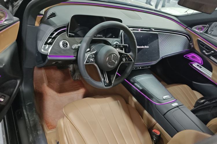 Used Mercedes-Benz E-Class 2025 E 300 L Stylish Model Center Console