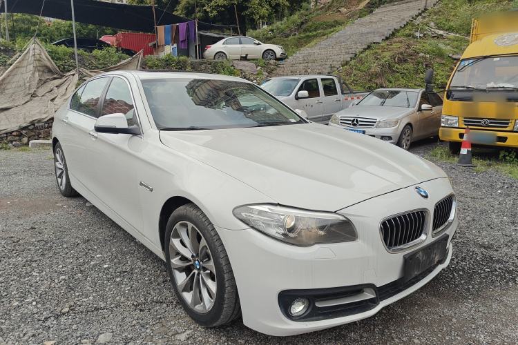 Used BMW 5 Series 2017 525Li Leading Model
