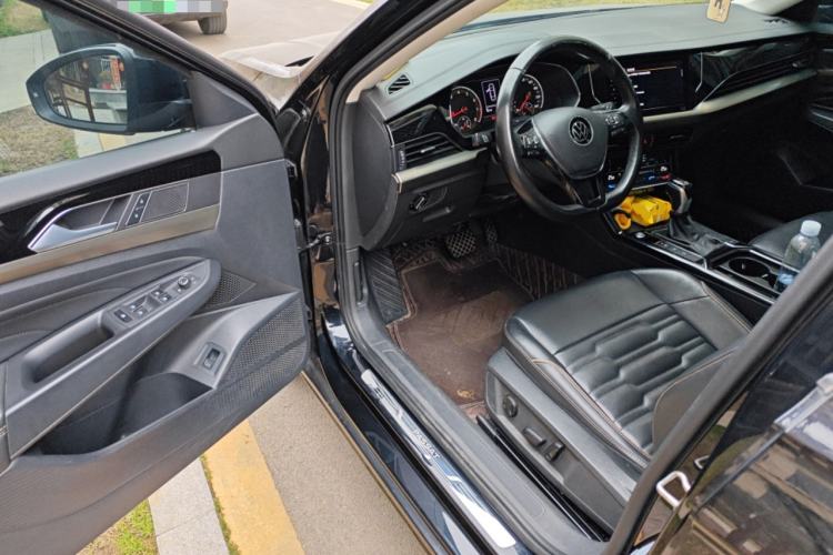 Used Volkswagen Passat 2020 330TSI Elite Edition China VI
