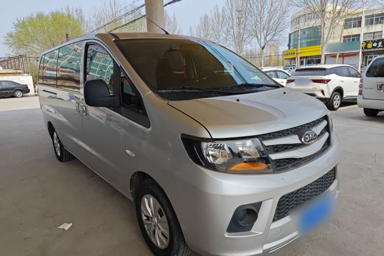 Used JAC Refine M3 2019 PLUS Maker Edition 1.8L Luxury Smart Model with 9 Seats Front Right 45 Deg