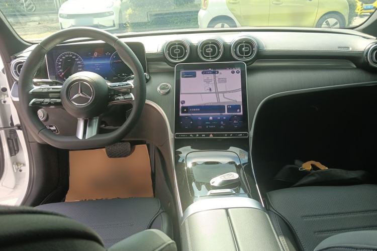 Used Mercedes-Benz C-Class New Energy 2023 Second Facelift C 350 eL Center Console