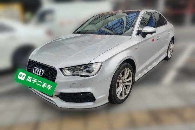 Used Audi A3 2014 Limousine 40 TFSI S line Comfort Model