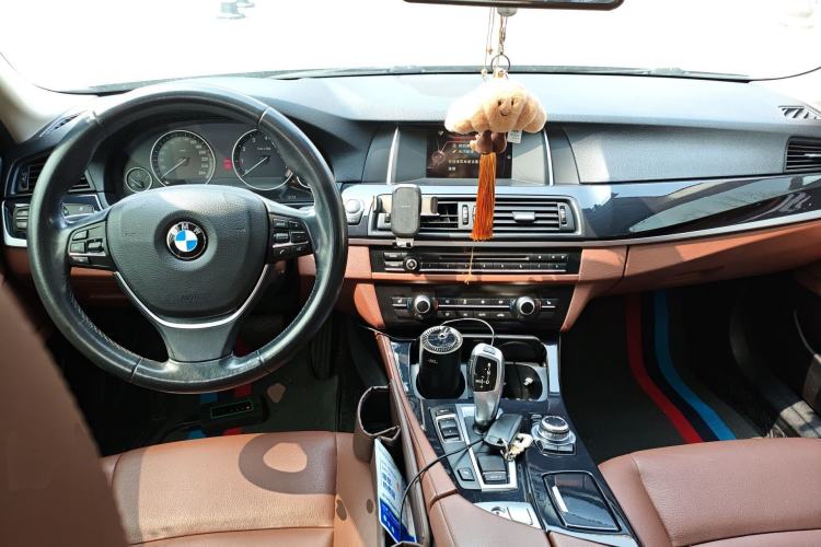 Used BMW 5 Series 2017 520Li Elegant Edition
