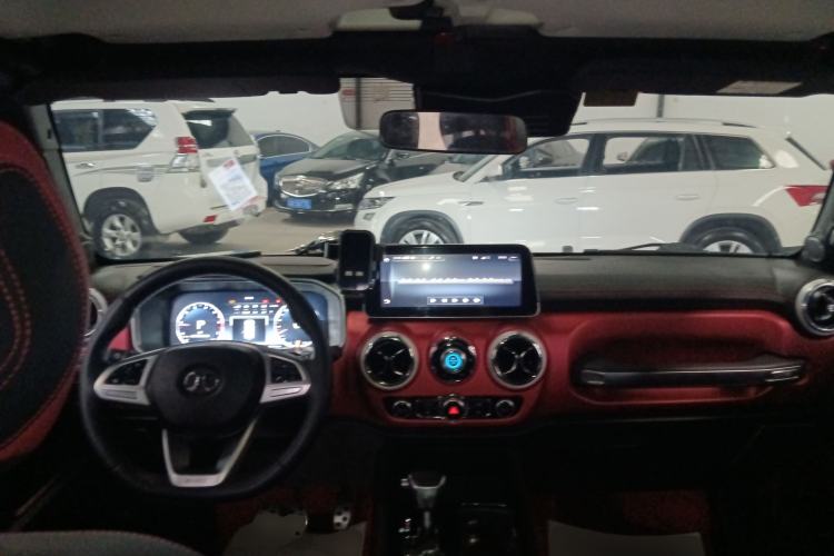 Used BAIC Off-Road BJ40 2019 2.3T Automatic Four-Wheel Drive Urban Hunter Edition Premium Model China VI Emission Standard