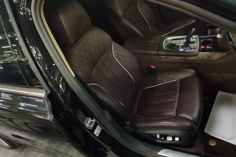 Used BMW 7 Series 2021 740Li Leading Edition Luxury Package
