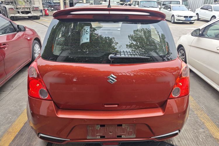 Used Suzuki Swift 2014 1.5L Automatic Fashion Edition
