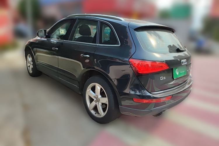 Used Audi Q5 2015 40 TFSI Technology Edition Rear Left 45 Deg