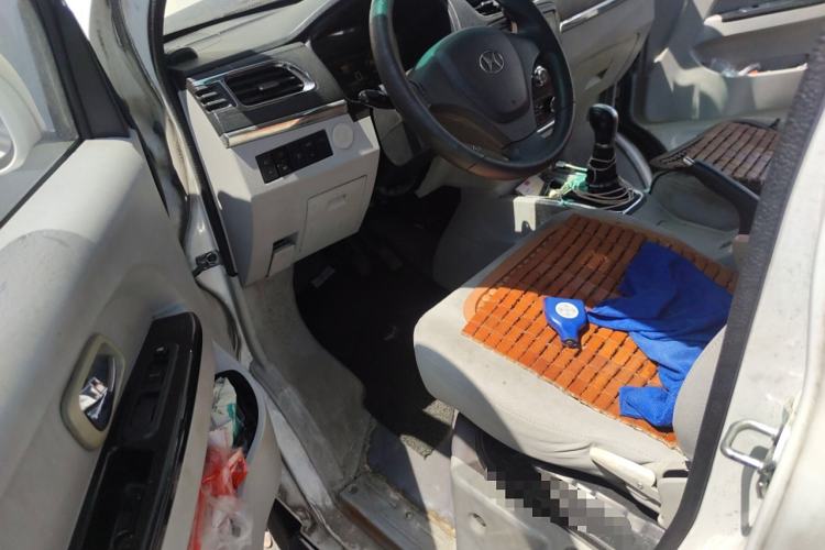 Used SRM New Energy Haishi EV 2018 EV300 Wealth Edition
