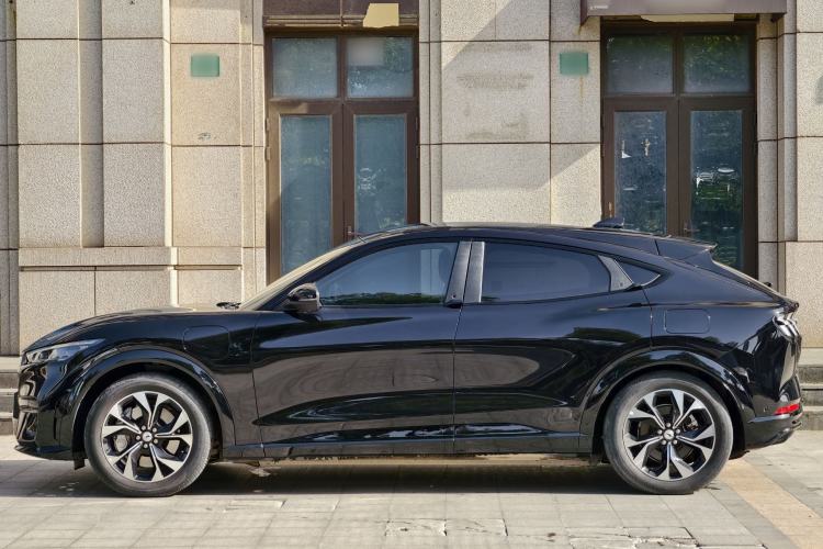 Used Ford Mustang Mach-E 2021 AION Y Plus Rear-Drive Luxury Edition (Long Range)