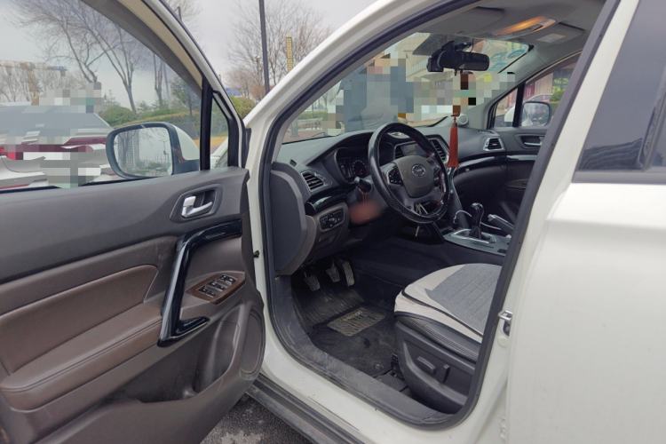 Used GAC Trumpchi GS4 2017 235T Manual Two-Wheel Drive Luxury Edition Driver Seat