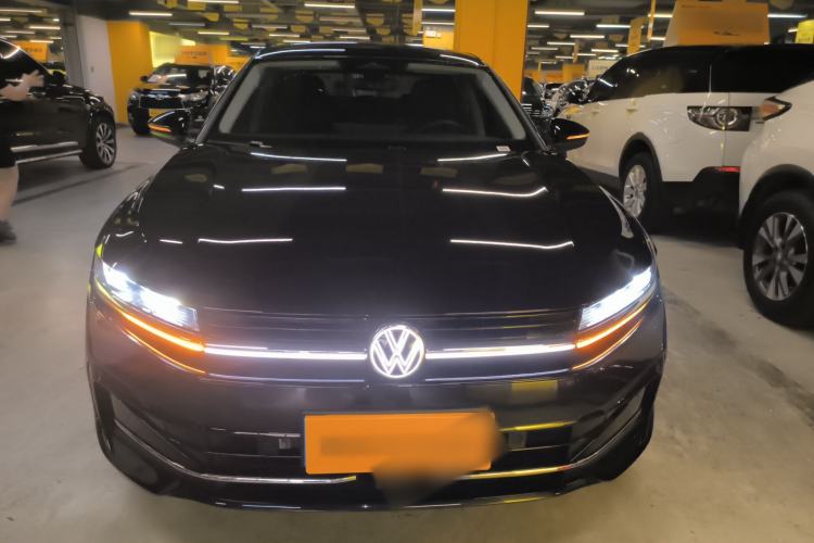 Used Volkswagen Magotan 2024 380TSI DSG Prestige Edition DaMai Package Front