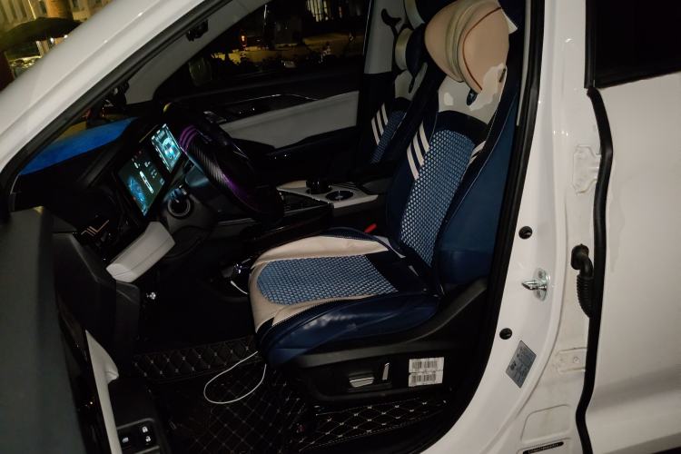 Used SOL X8 PLUS 2023 1.5 TGDI DCT Smart Home Edition 7-Seater