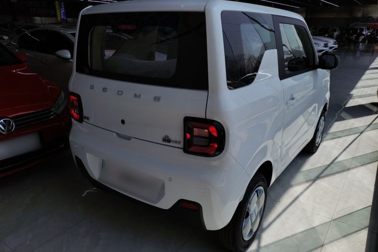 Used Geely Galaxy Panda 2024 Panda Mini 200km Endurance Bear