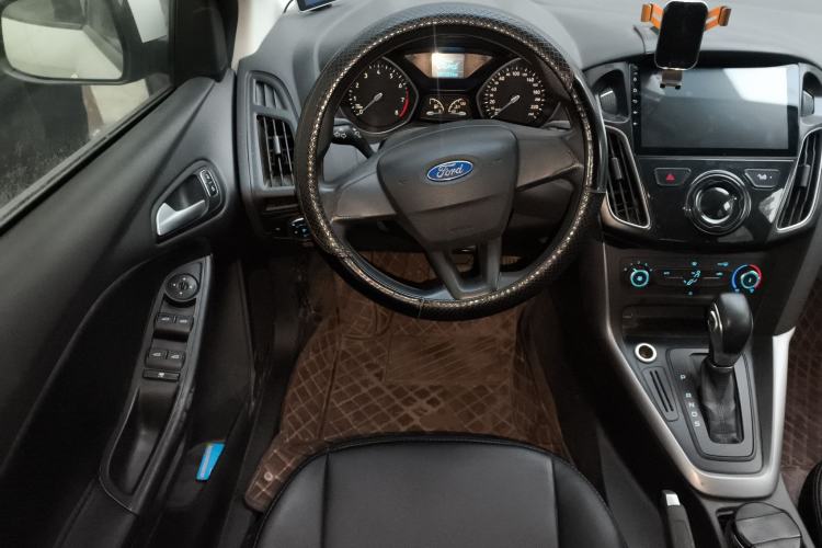 Used Ford Focus 2015 Hatchback 1.6L Automatic Comfort Model
