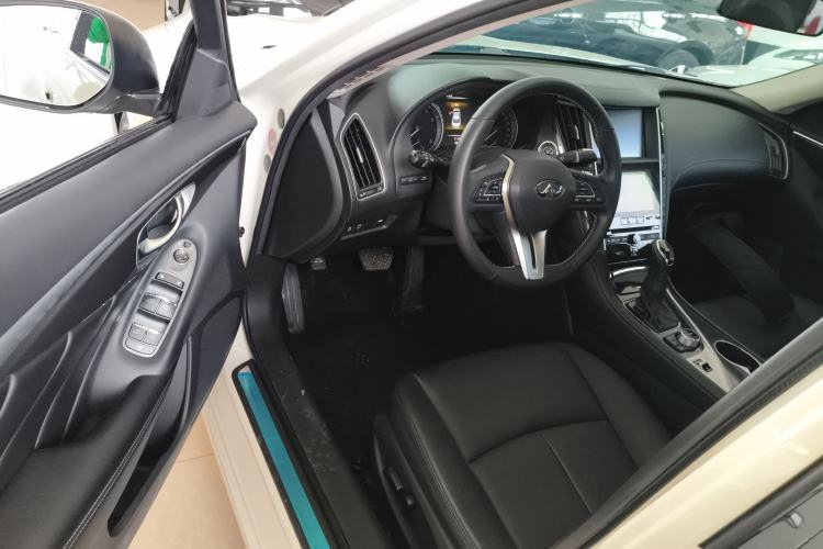 Used Infiniti Q50L 2018 2.0T Comfort Edition China VI Standard Driver Seat