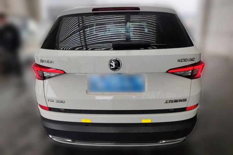 Used Skoda Kodiaq 2018 Facelifted TSI330 5-Seater Two-Wheel-Drive Luxury Enjoyment Edition Rear