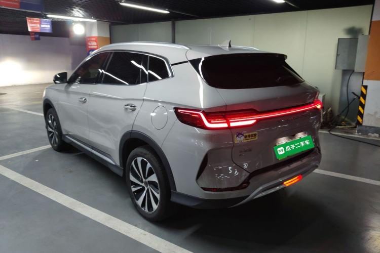 Used BYD Song PLUS New Energy 2023 Champion Edition EV 520KM Flagship Model
