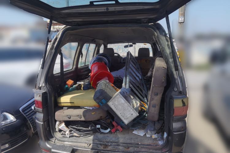 Used FORTHING Lingzhi 2013 V3 1.5L 5-Seat Standard Model I
