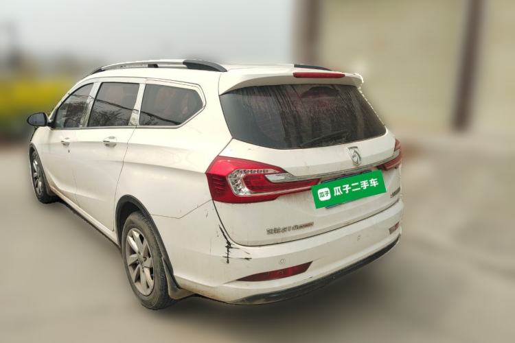 Used Baojun 310W 2017 1.5L Manual Fashion Model China V