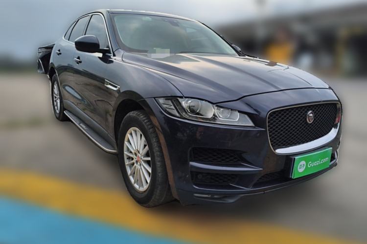 Used Jaguar F-PACE 2019 2.0T Four-Wheel Drive Urban Luxury Edition Front Right 45 Deg