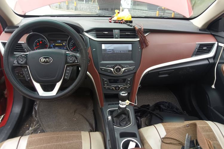 Used BYD G5 2014 1.5TI Manual Flagship Edition