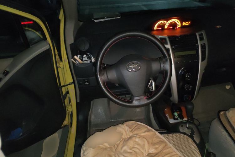 Used Toyota Yaris 2011 1.6E Automatic Charm Edition
