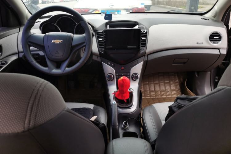 Used Chevrolet Cruze 2011 1.6L SE MT Transformers Edition