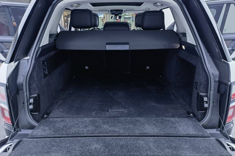 Used Land Rover Range Rover 2020 3.0 L6 Grand Edition