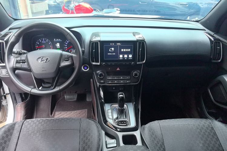 Used Hyundai ix35 2019 1.4T DCT Two-Wheel Drive Smart & Enjoyment Version China V Standard
