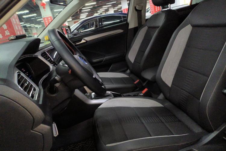 Used Volkswagen T-ROC 2020 230TSI DSG Two-Wheel Drive Advanced Version Left Front Seat