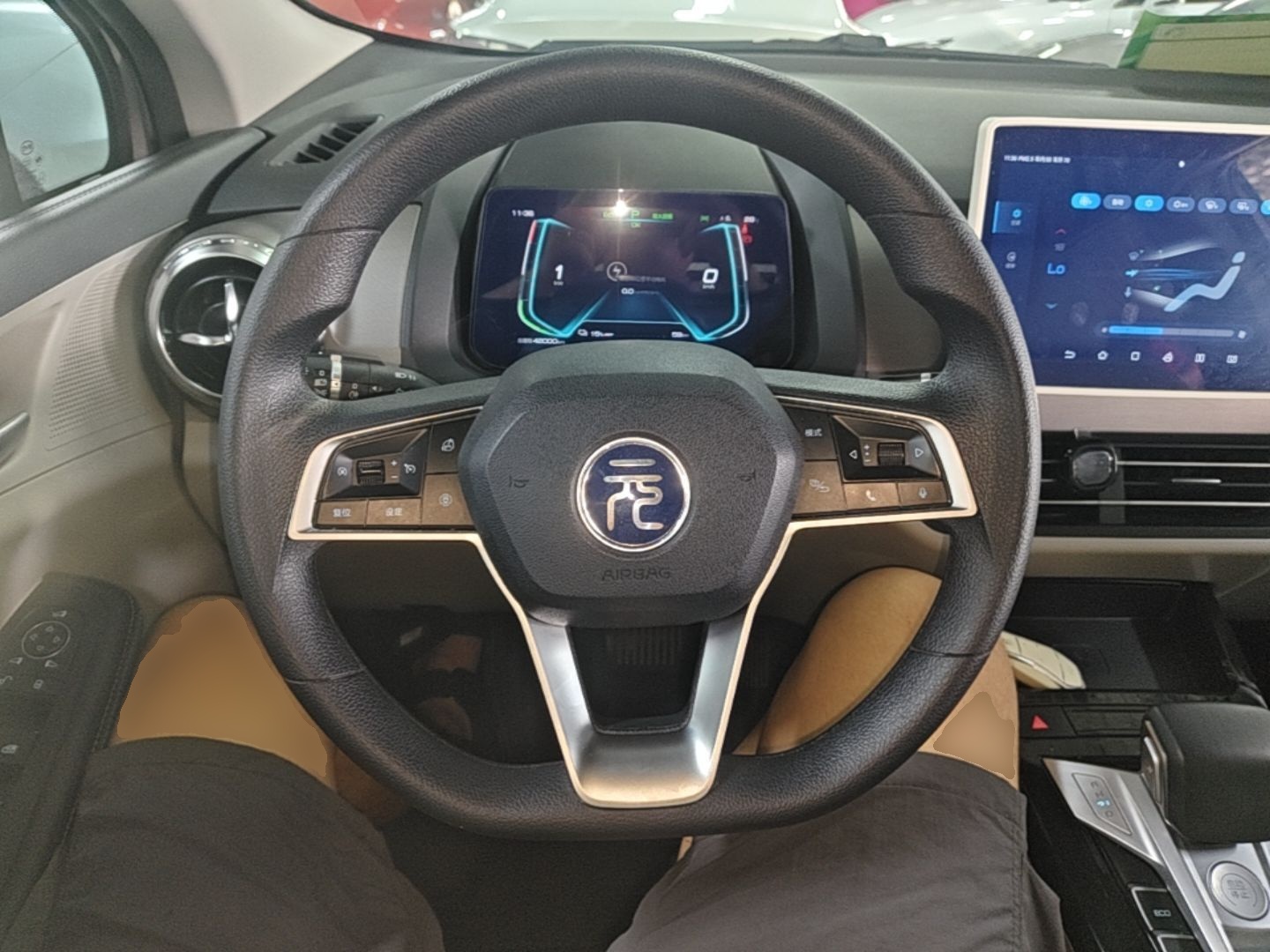BYD Yuan Pro 2023 401 km Deluxe Version — снимка 13