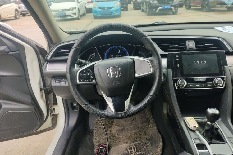 Used Honda Civic 2016 220TURBO Manual Luxury Edition