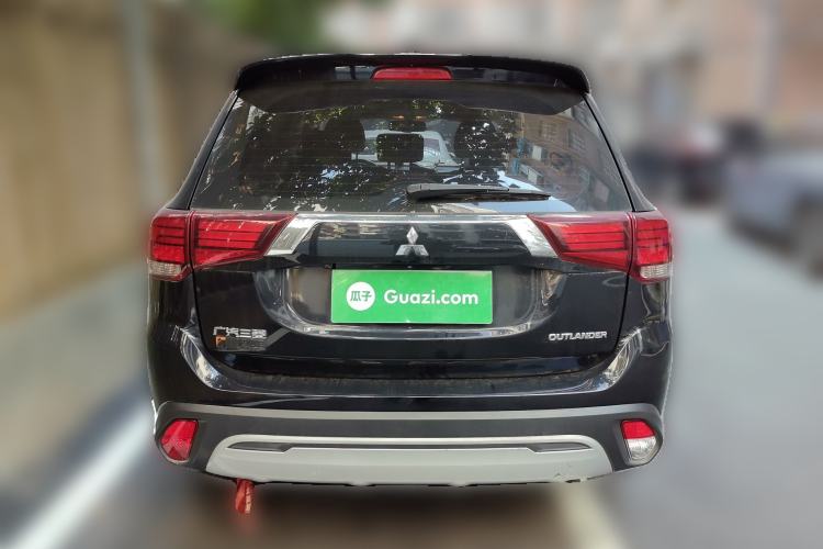 Used Mitsubishi Outlander 2019 2.0L Two-Wheel Drive Comfort Edition 5 Seats China VI Standard
