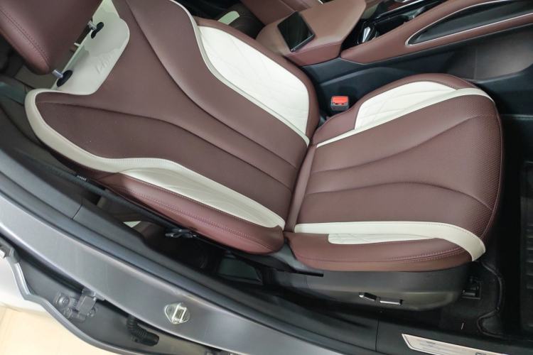 Used Geely Auto Monjaro L 2021 2.0TD DCT EVO Two-Wheel Drive Smart Luxury Version
