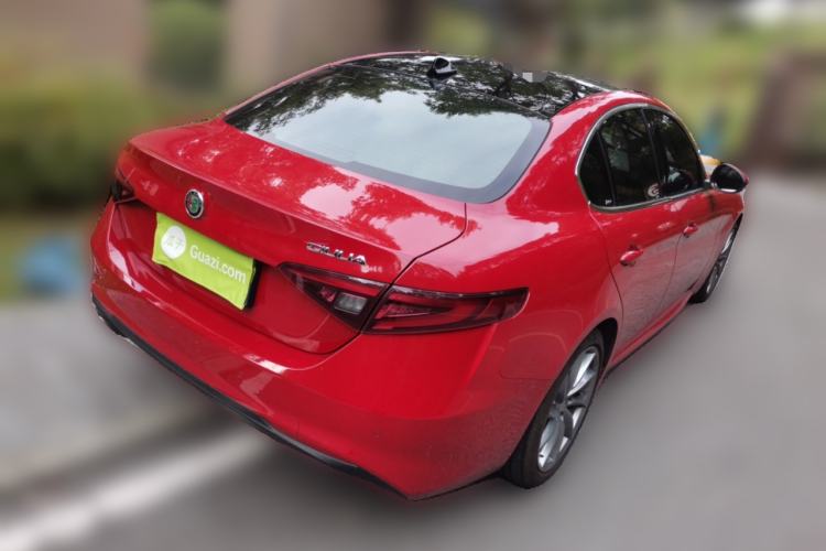 Used Alfa Romeo Giulia 2017 2.0T 200HP Luxury Edition